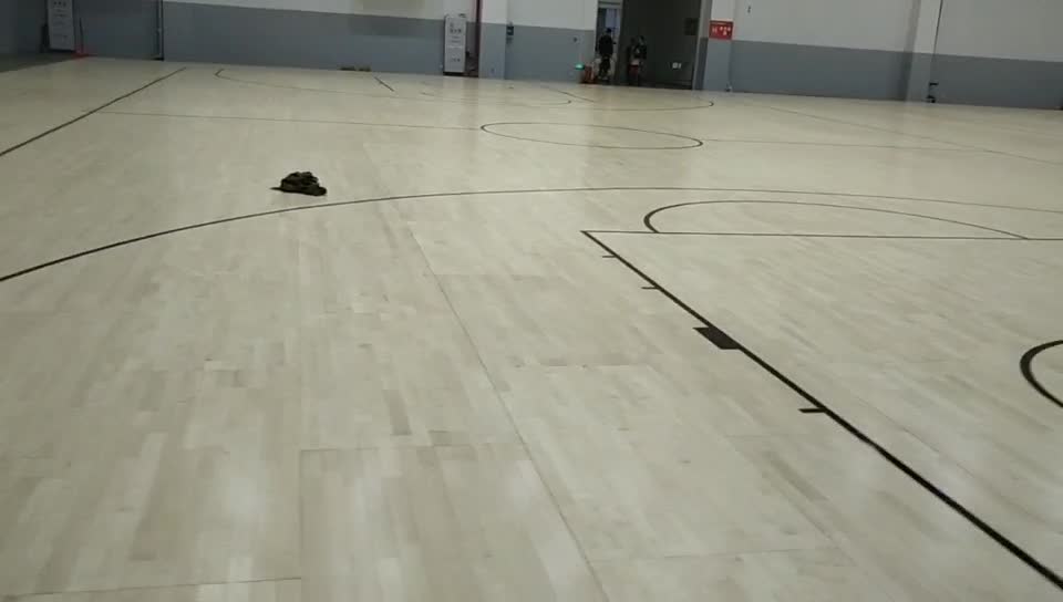 室內籃球場運動木地板完工效果