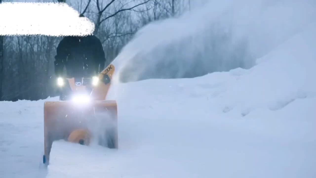 進口小型除雪機工作視頻實拍