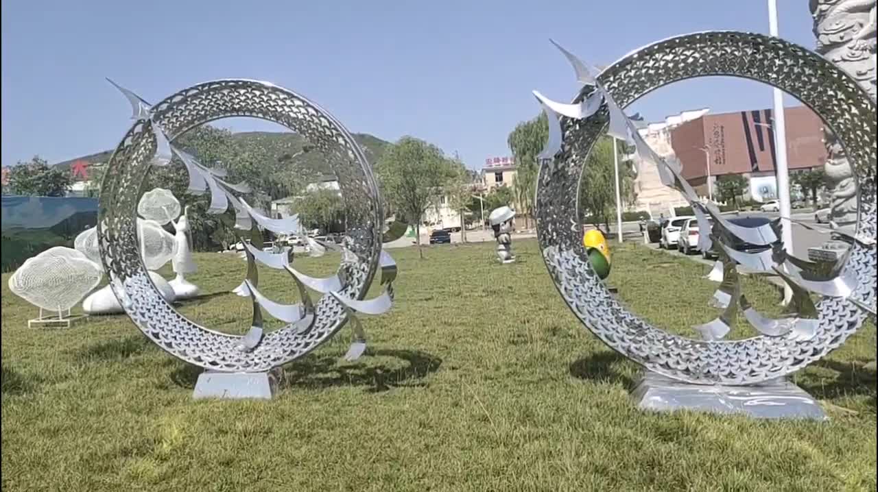 不锈钢飞鸟雕塑，鸟群和圆环雕塑