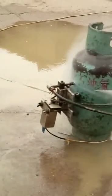 水切割机安全切割液化气罐无名火