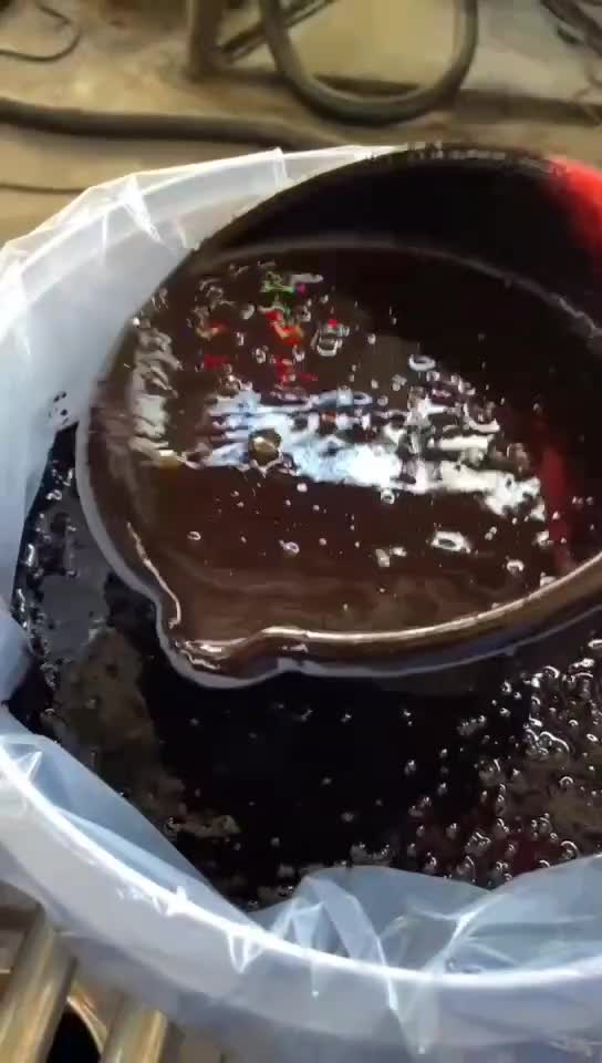 海藻鱼蛋白酵素海藻精品桶装冲施肥灌装视频