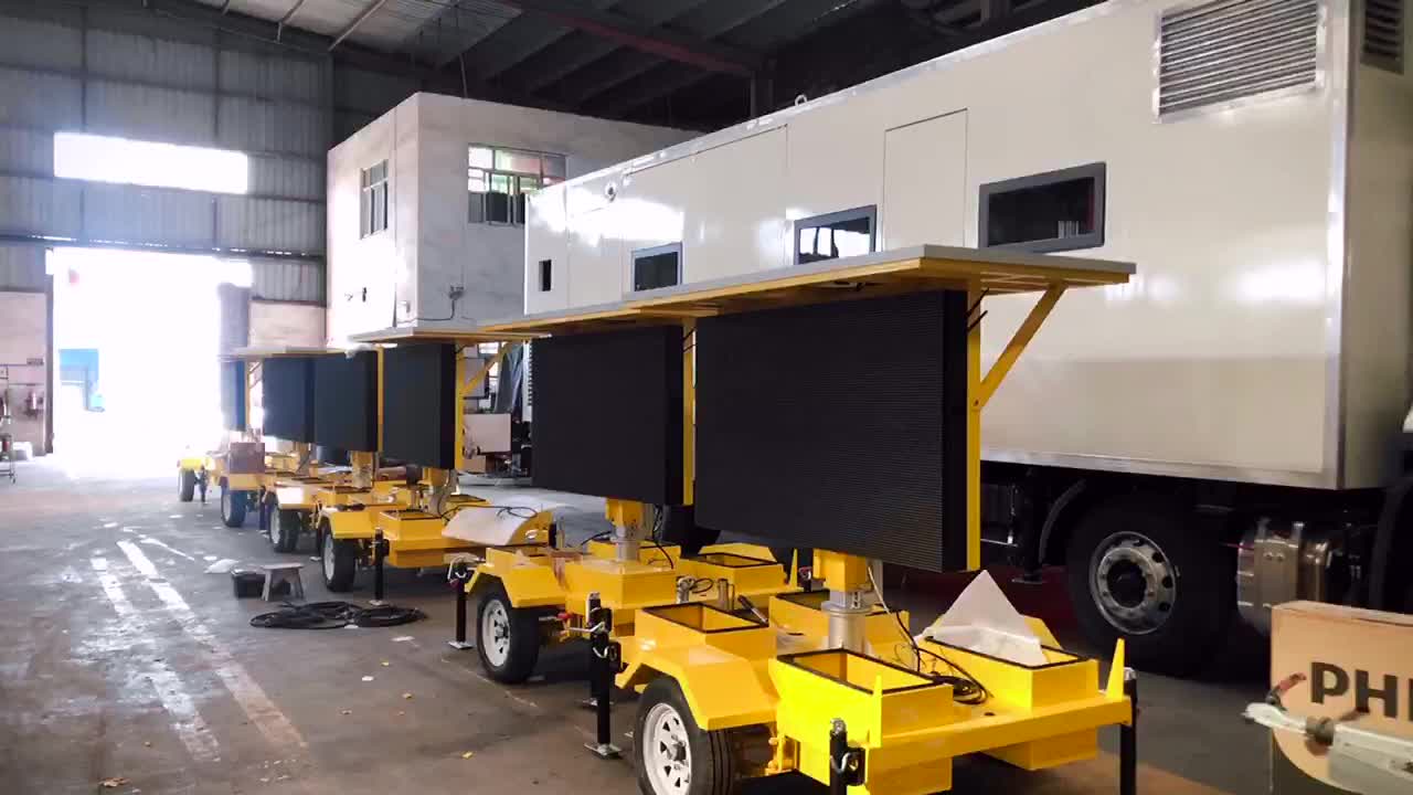 VMS太阳能交通屏拖车，可移动交通诱导屏