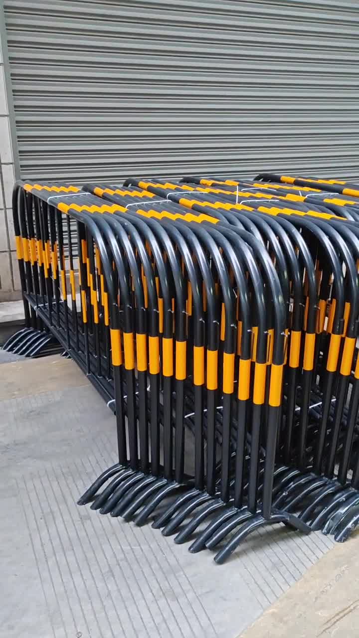 临时铁马护栏批发可移动施工安全围栏