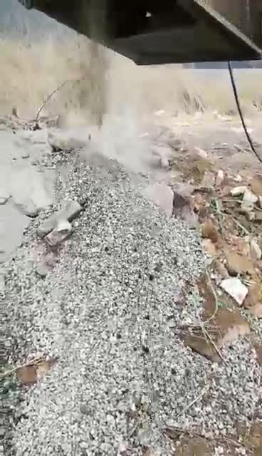 采石场施工路面挖掘机设备破碎斗