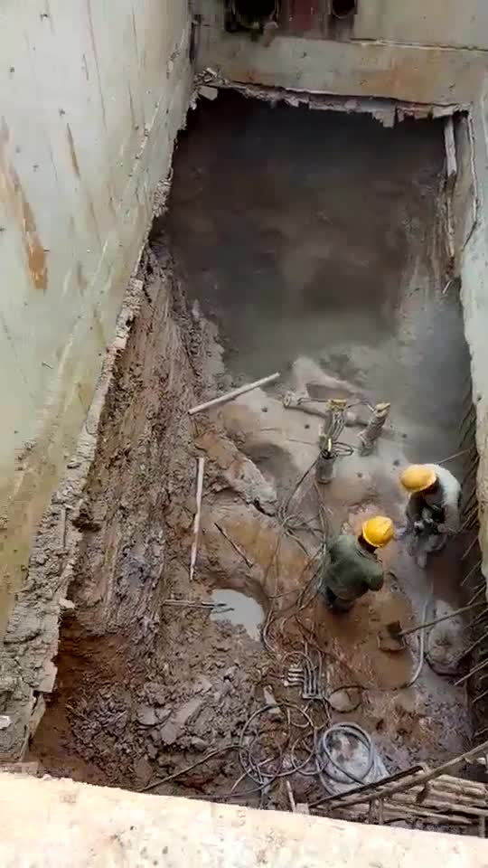 混凝土水泥桩基破碎液压劈裂机