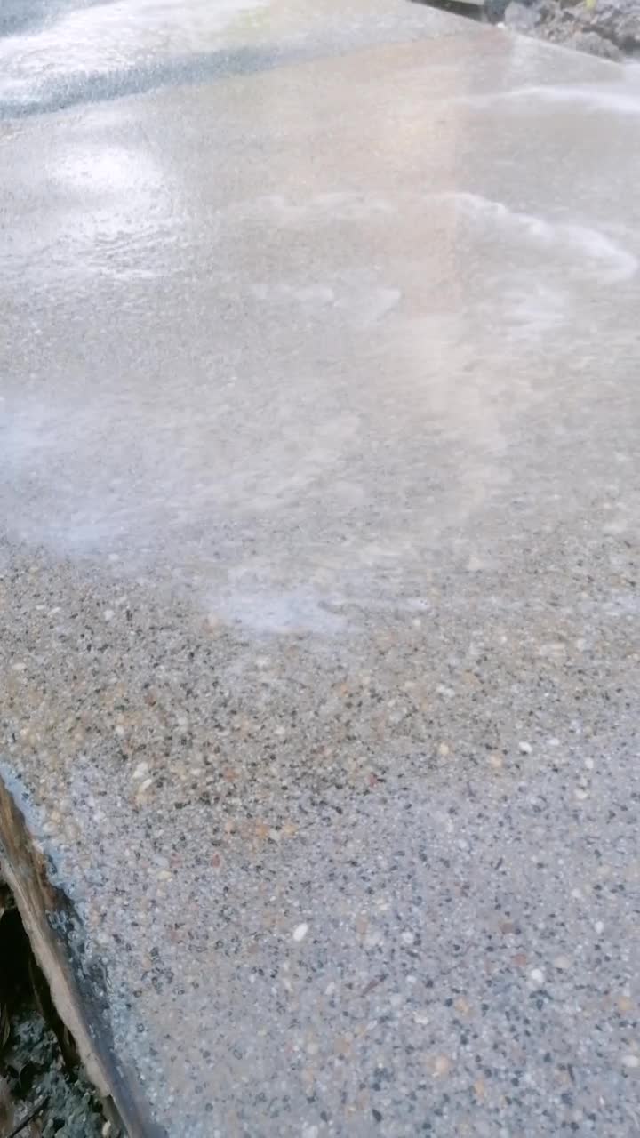 水洗石地坪材料