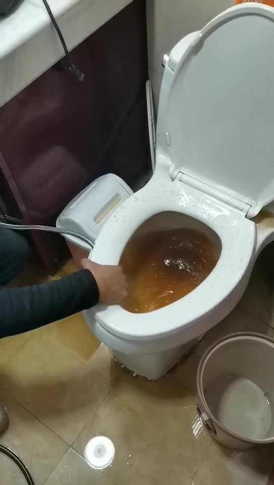太原市厕所马桶堵塞疏通马桶方法视频