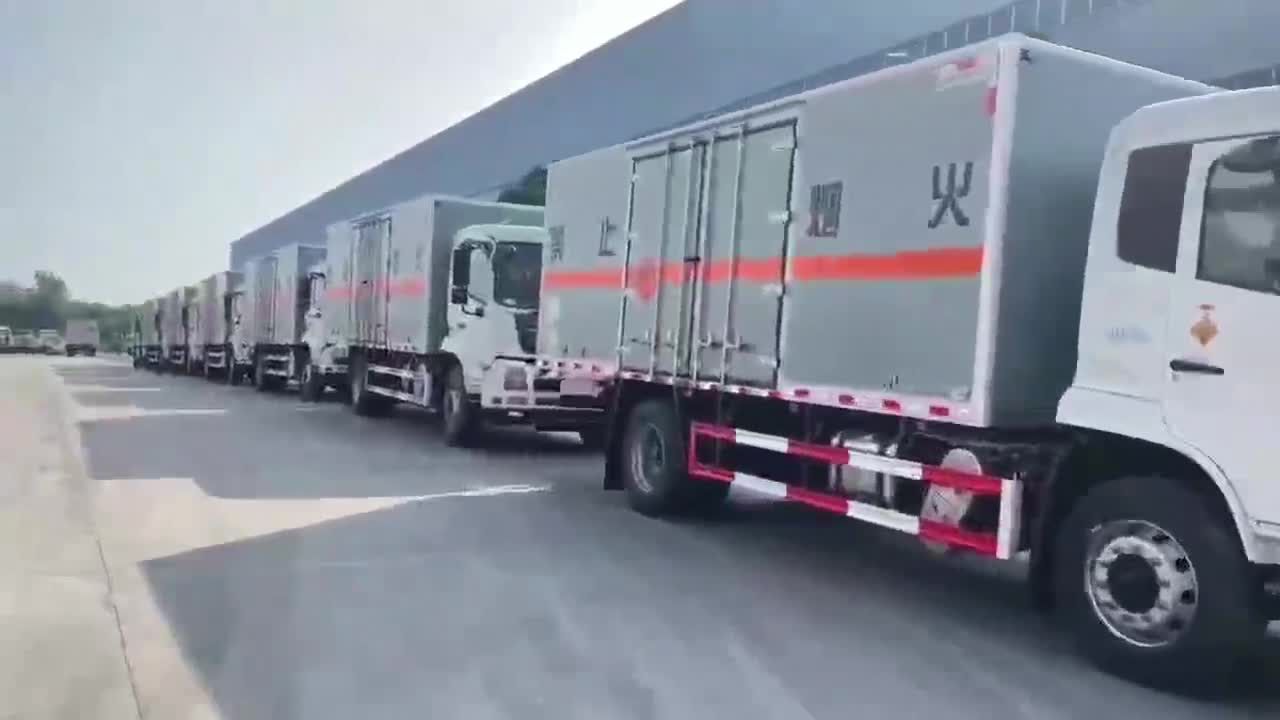 东风天锦10吨爆破器材运输车