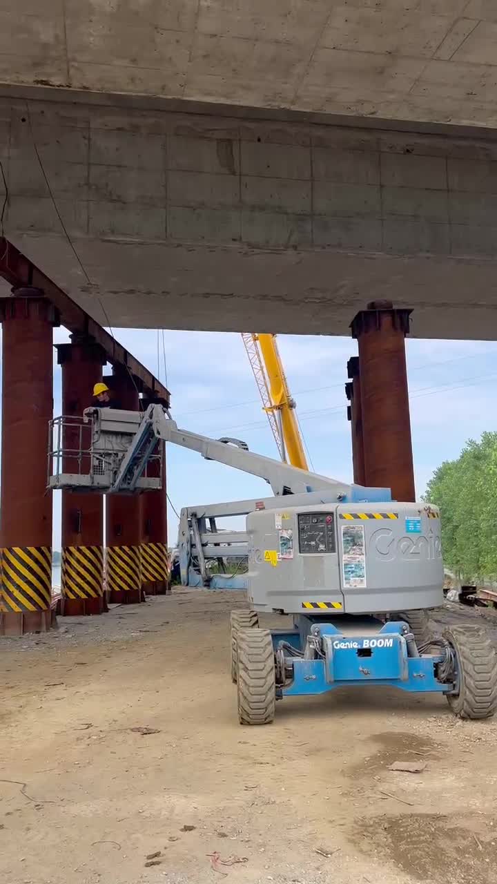 武漢市青山區(qū)高空車(chē)出租路燈車(chē)出租