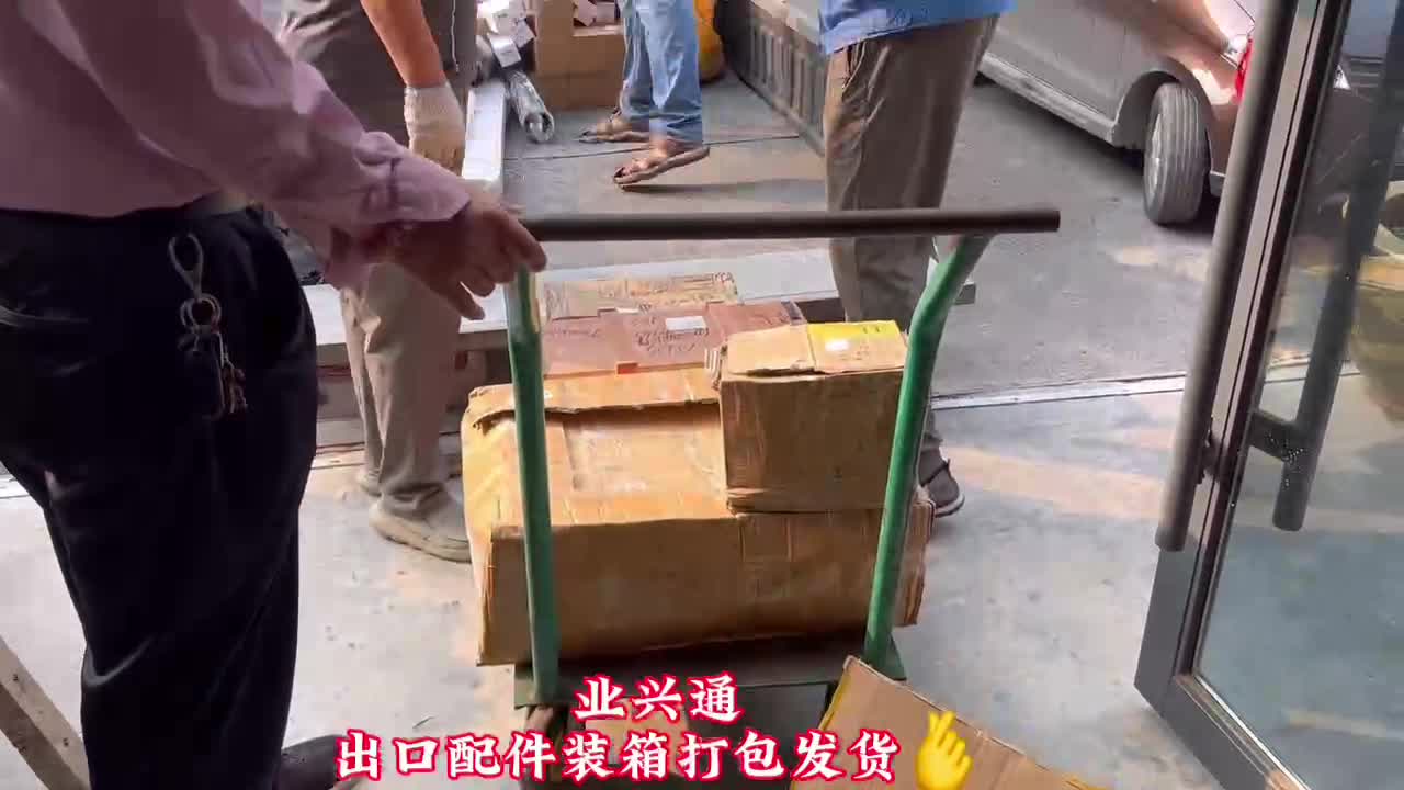 悍马刮泥板维特根铣刨鼓皮带滤芯离合器