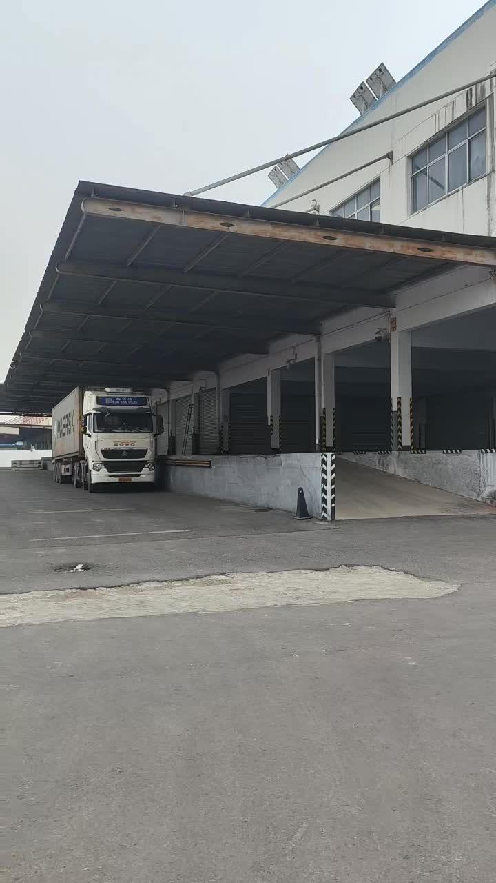 青岛港集装箱拖车，青岛至全国集装箱运输
