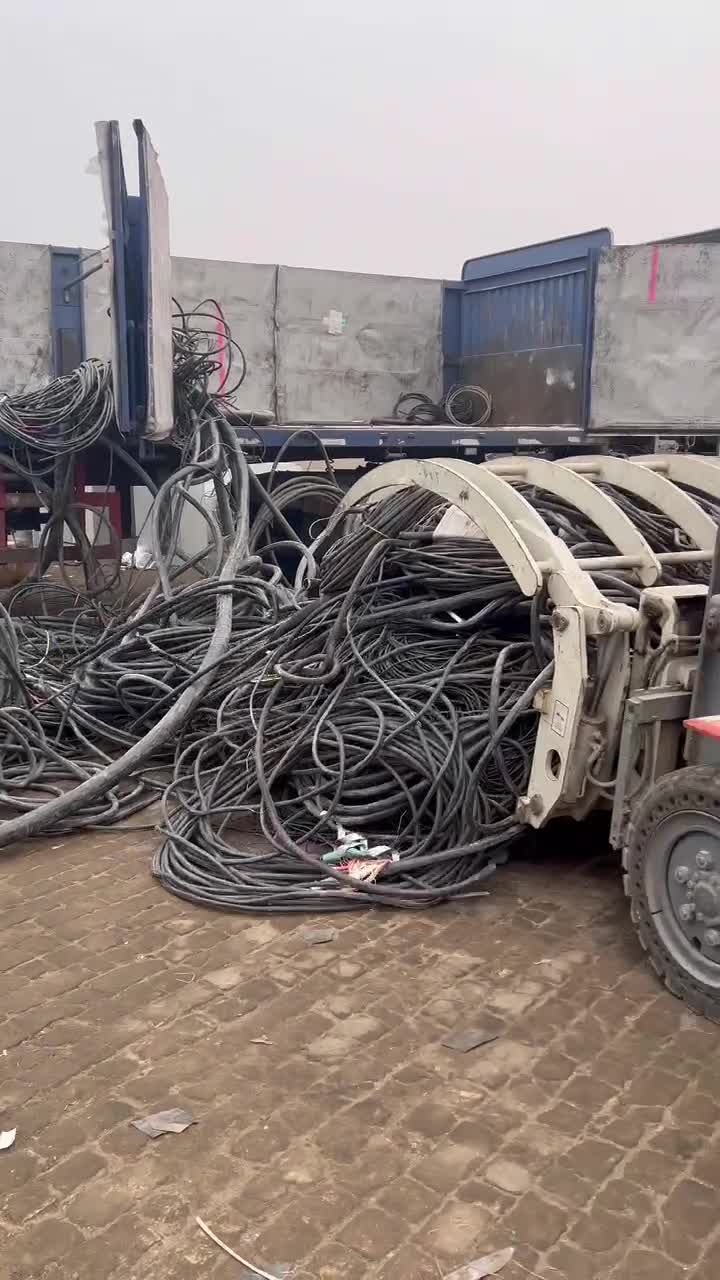 全国上门回收废电缆，库存积压电缆