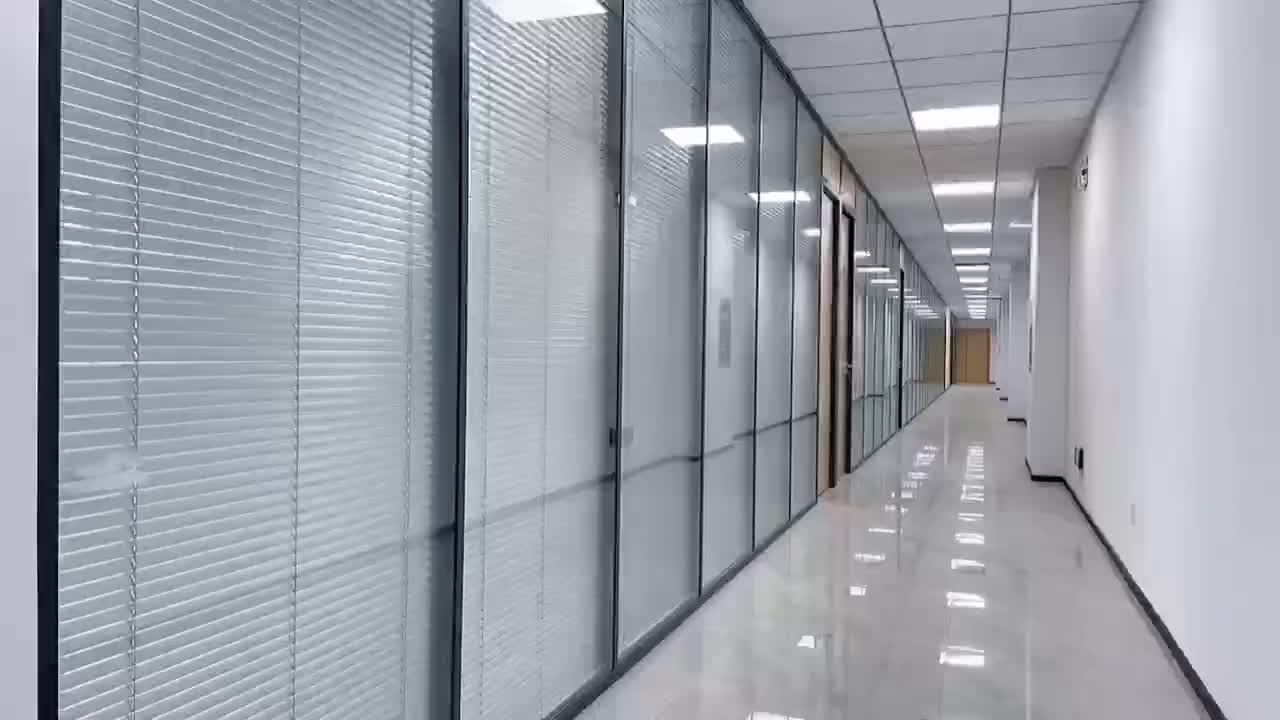 武城县办公室玻璃高隔断墙铝合金百叶窗