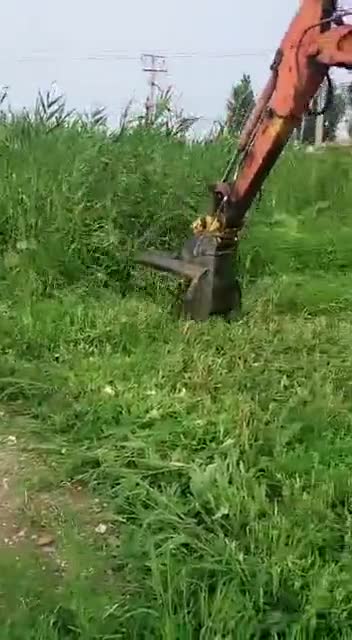 挖掘机割草机，碎草机