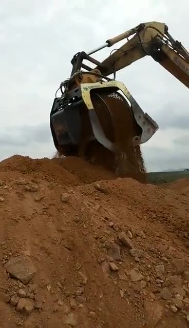 挖掘机洗沙设备土石分离筛