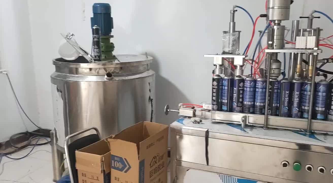 聚氨酯泡沫胶生产机器设备发泡胶灌装机