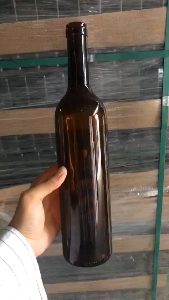 出口玻璃瓶生产厂家长期供应玻璃葡萄酒瓶