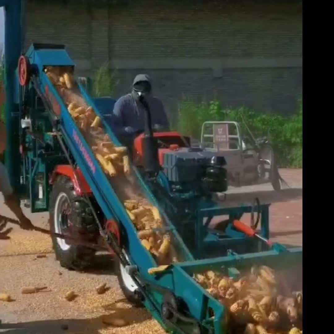 自走式大型玉米脱粒机