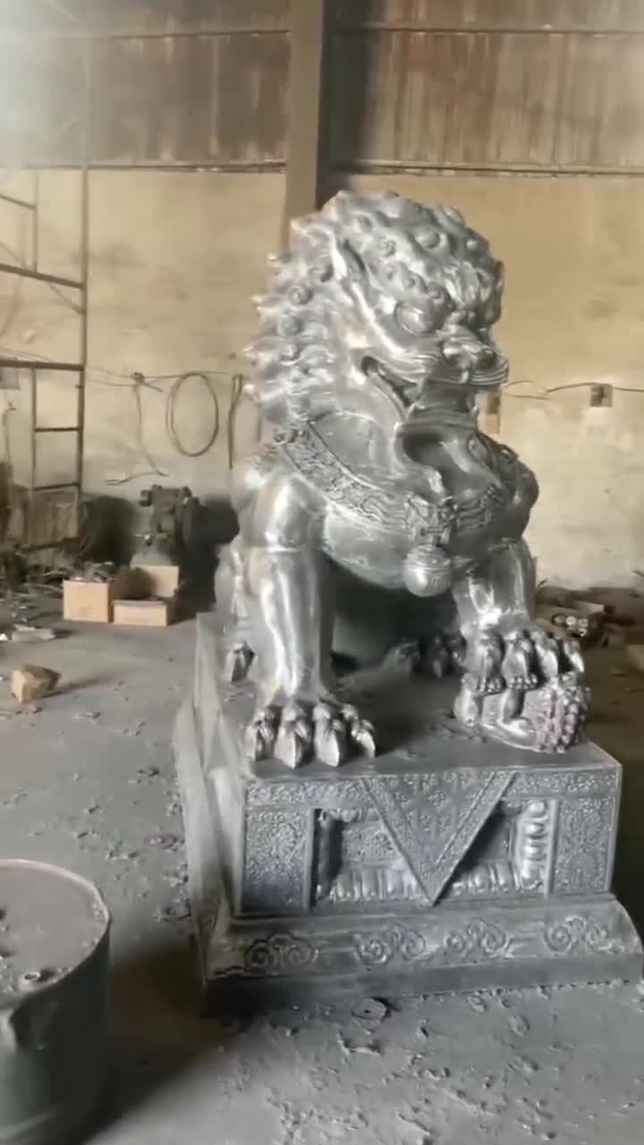 铸铁雕塑厂家，铸铁雕塑定制