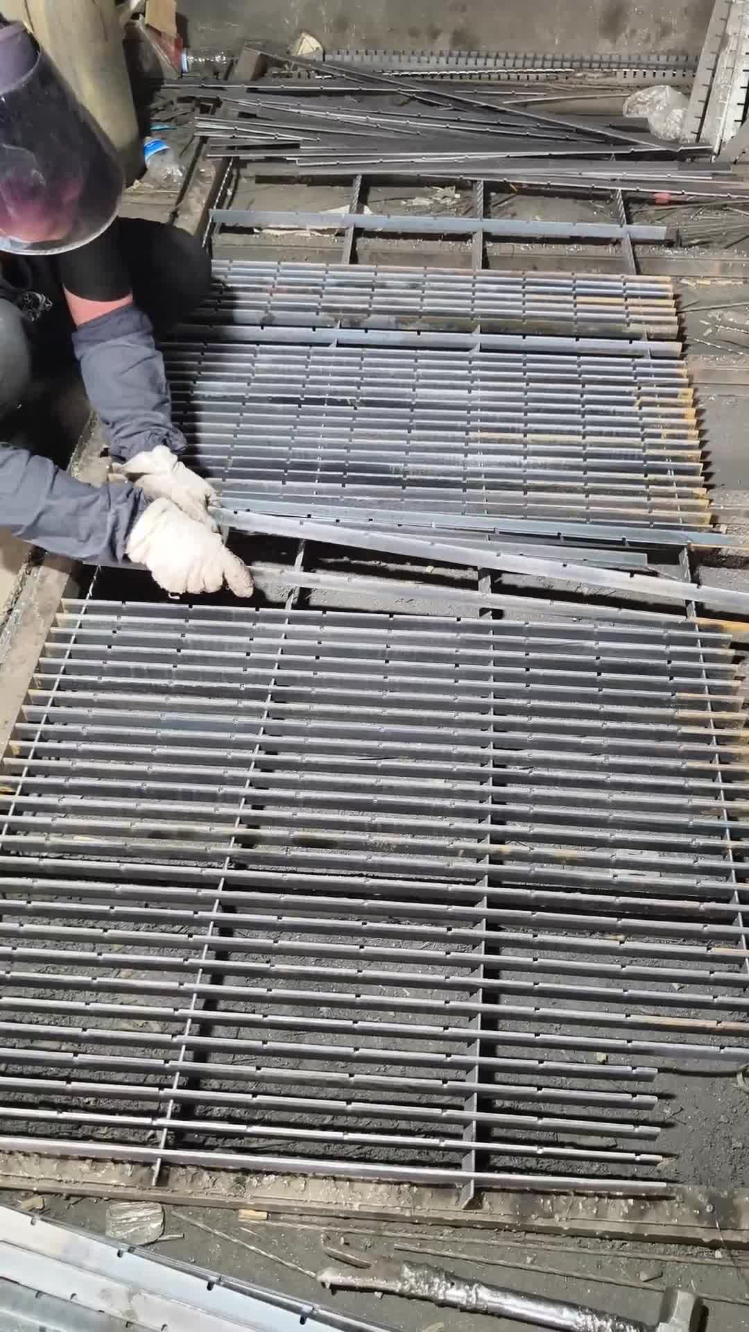 钢格板排水沟盖板热镀锌钢格栅