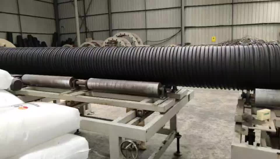 HDPE塑钢缠绕管生产过程