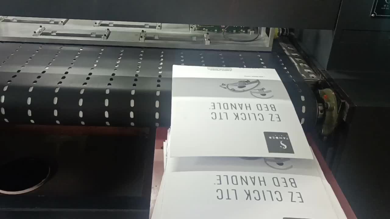 纸箱无版数码印刷机，ZX1800